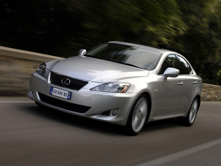  Lexus IS250 2005 года  (EU) (фото 4 из 30)
